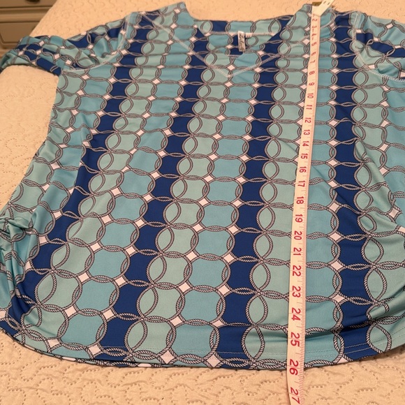 Lulu B size Medium Shades of Blue 3/4 Sleeve Top - Picture 5 of 9
